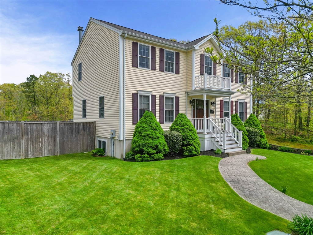 13 Clark Ave