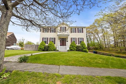 13 Clark Ave Salem MA 01970