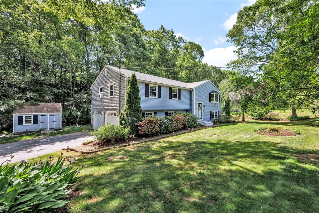 6 Woodvale Ave