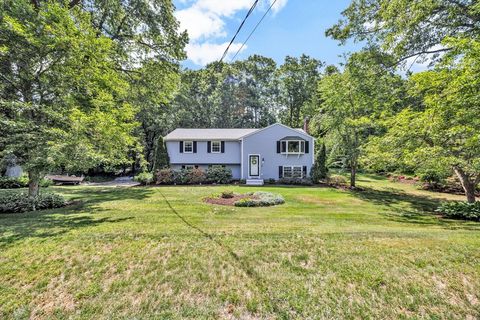 Photo of 6 Woodvale Ave, Plymouth, MA 02360 (MLS # 73531485)