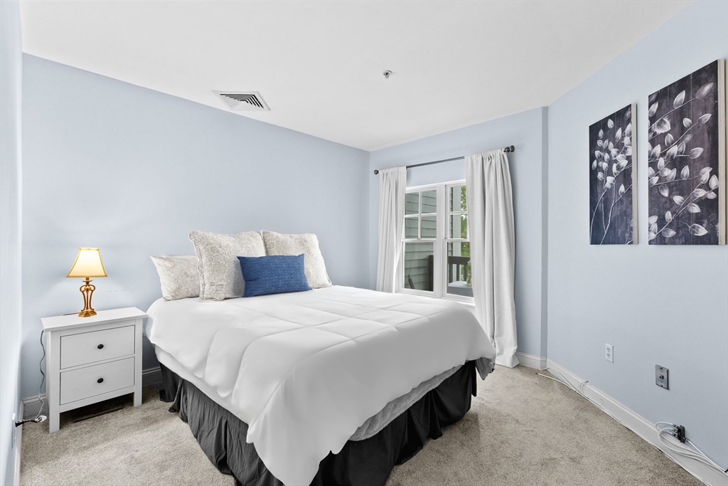 501 Commerce Dr. 4-215