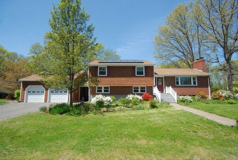 95 Bayberry Rd Concord MA 01742