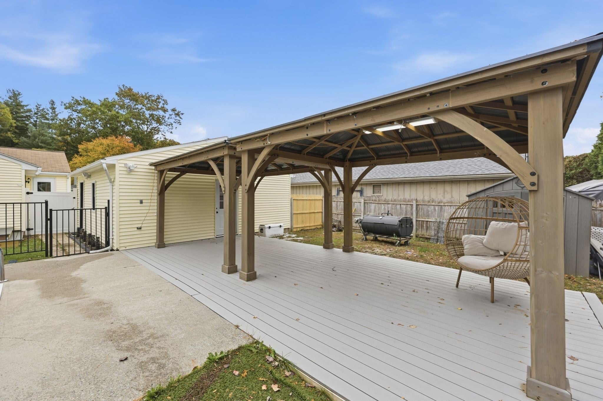 171 Tamarack Dr, Springfield, MA Photo #29