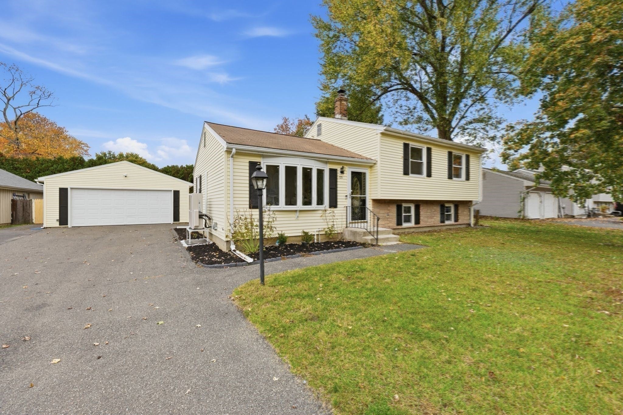 171 Tamarack Dr, Springfield, MA Photo #33