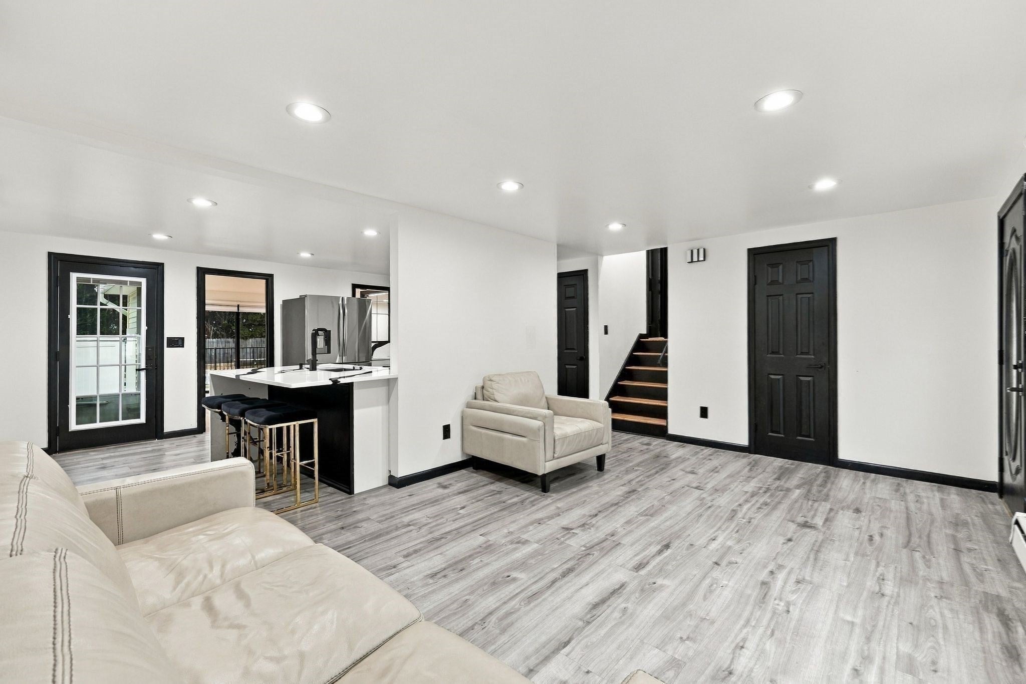 171 Tamarack Dr, Springfield, MA Photo #8