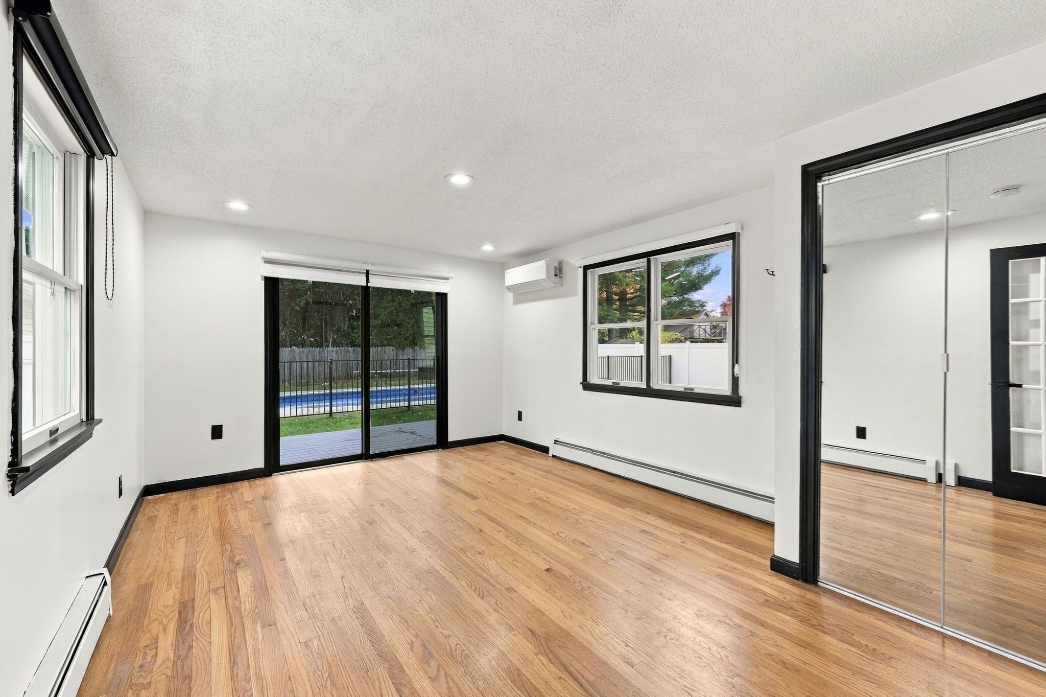 171 Tamarack Dr, Springfield, MA Photo #9
