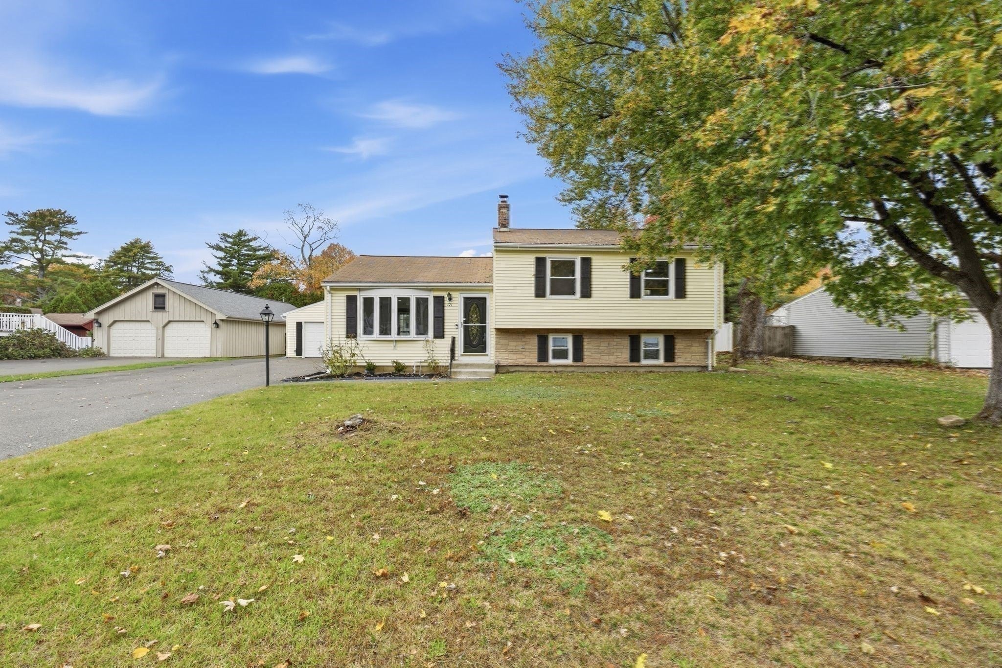 171 Tamarack Dr, Springfield, MA Photo #35