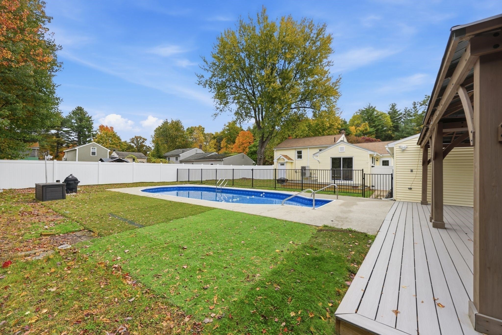 171 Tamarack Dr, Springfield, MA Photo #31