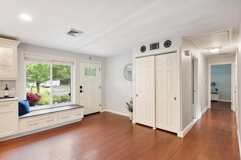 6 Herbert Road