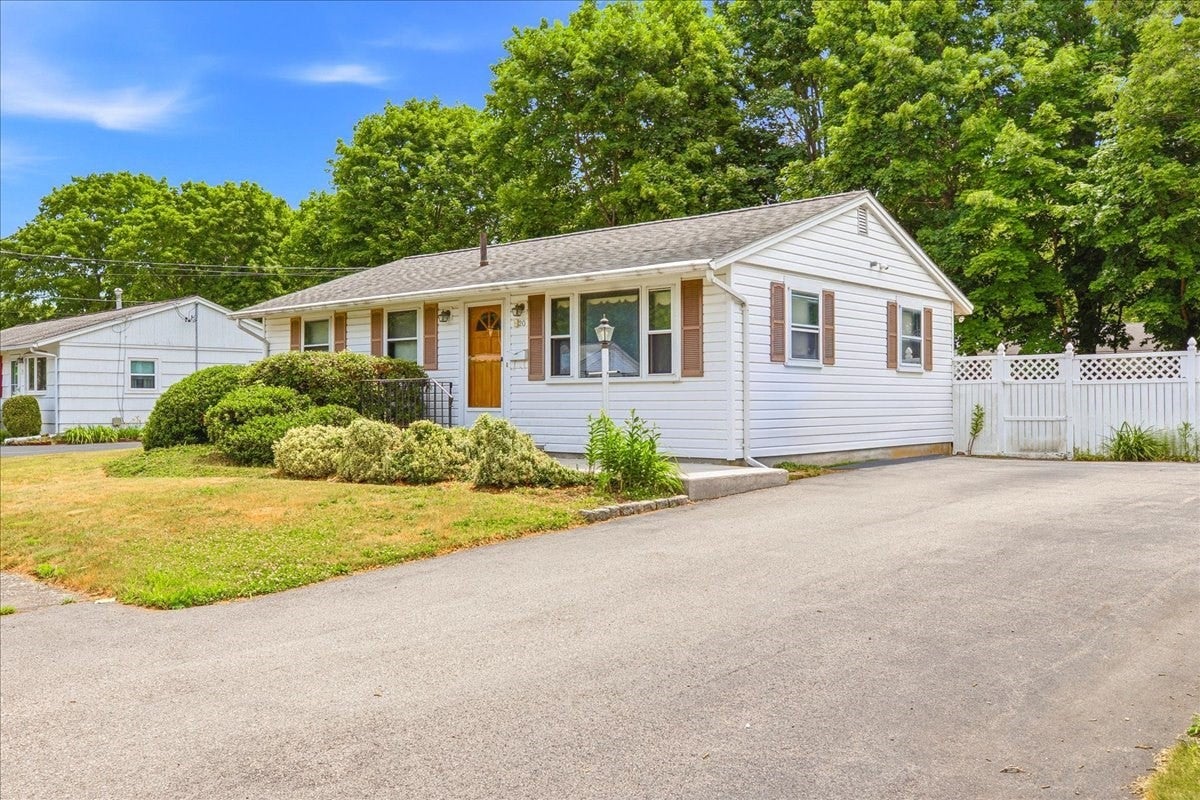 20 Pine Hill Ter