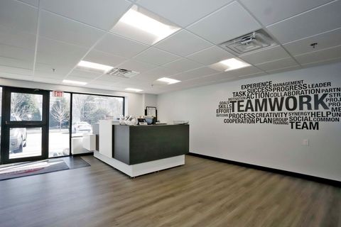 Photo of 21 Ventura Dr #1, Dartmouth, MA 02747 (MLS # 73329010)