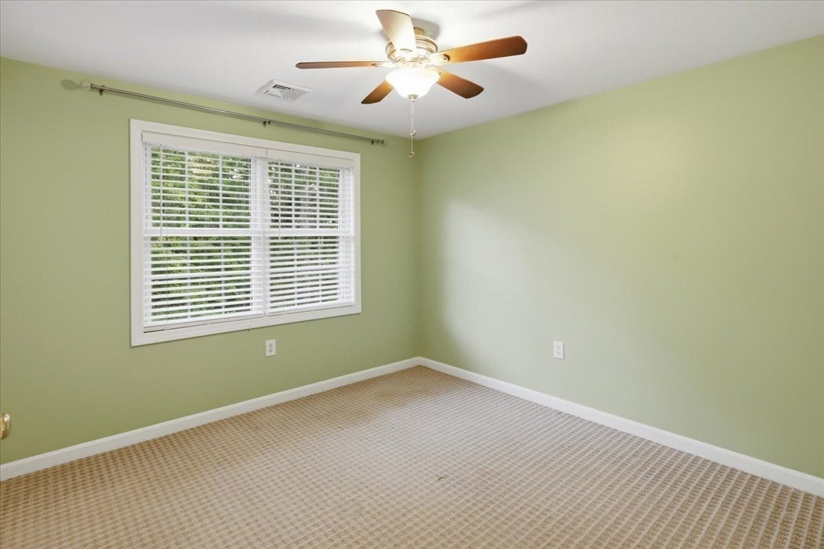 319 Oak St, Swansea, MA, 319 Oak St, Swansea, MA Photo #23