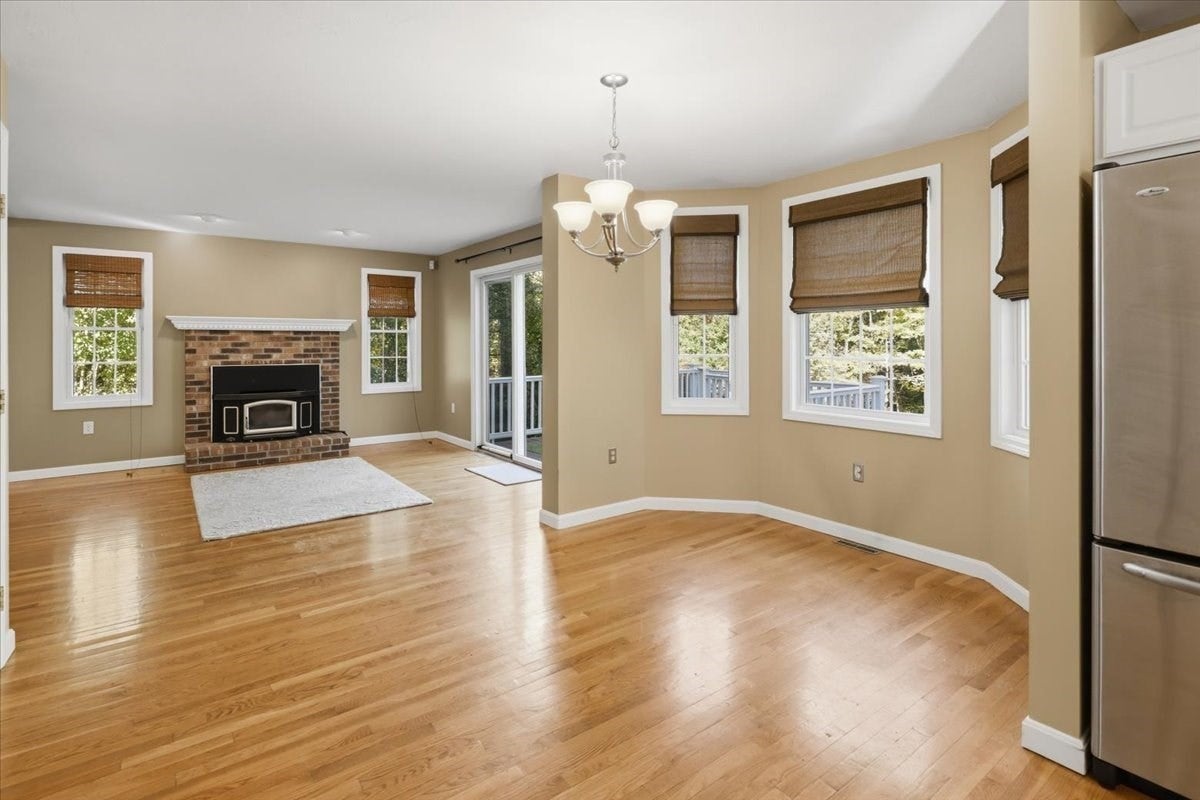 319 Oak St, Swansea, MA, 319 Oak St, Swansea, MA Photo #8