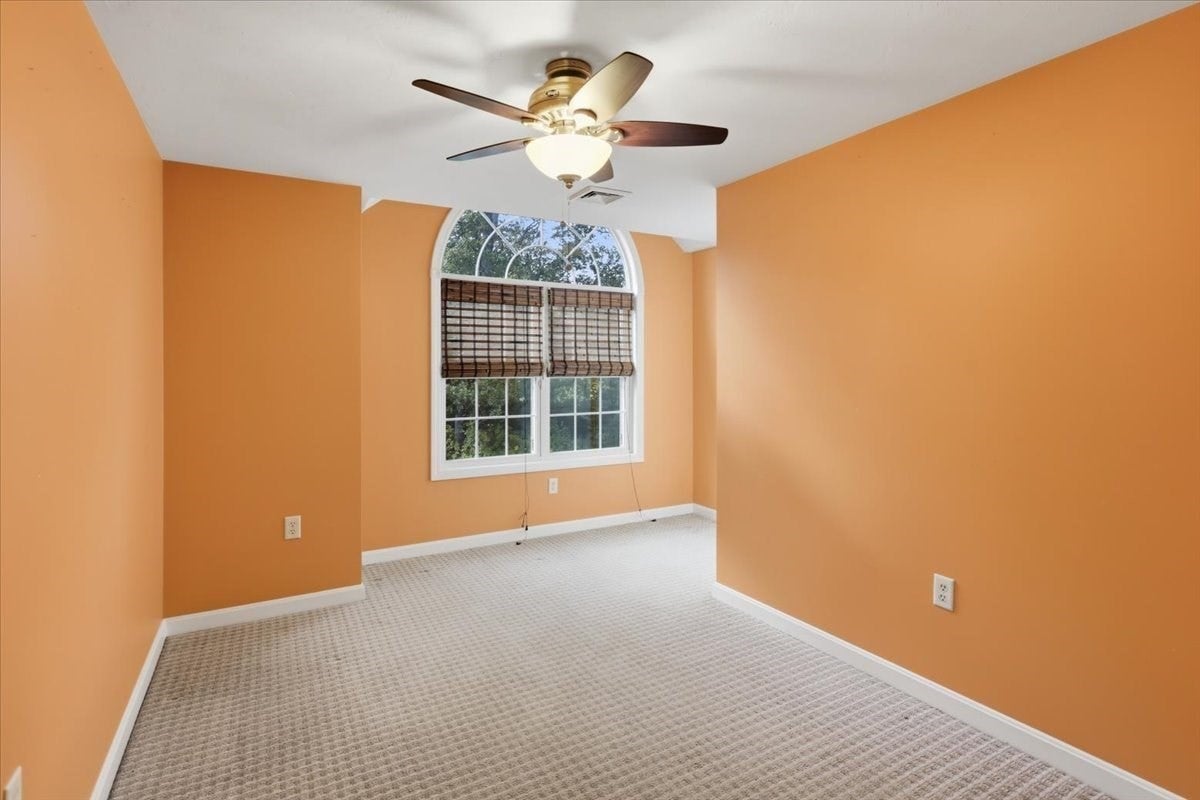 319 Oak St, Swansea, MA, 319 Oak St, Swansea, MA Photo #20