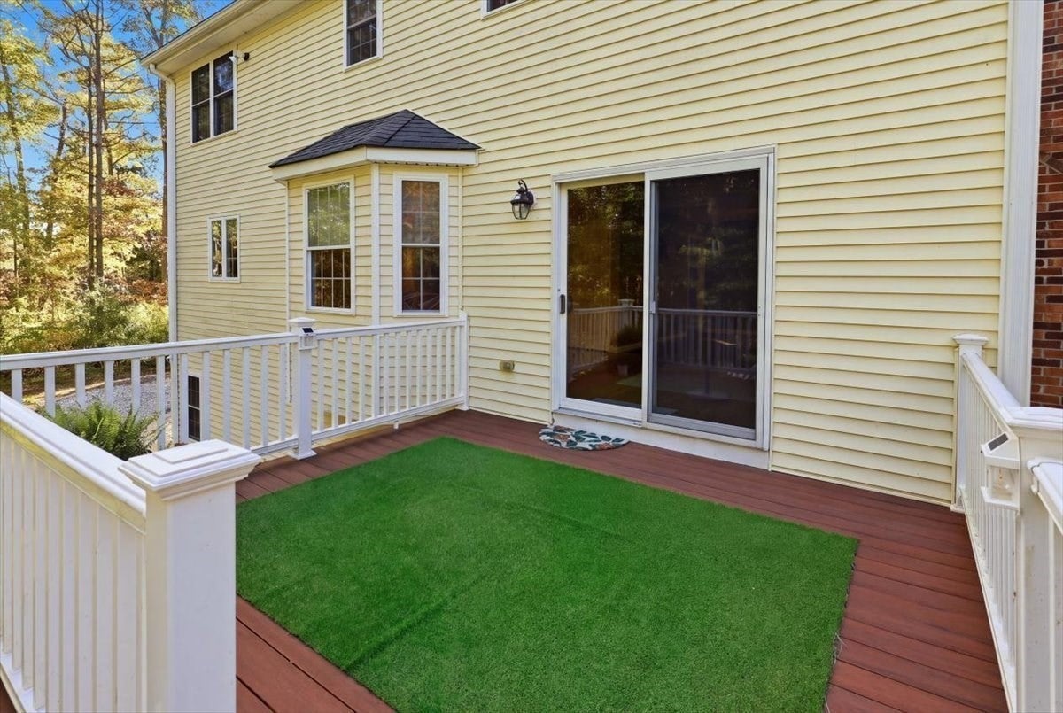 319 Oak St, Swansea, MA, 319 Oak St, Swansea, MA Photo #32