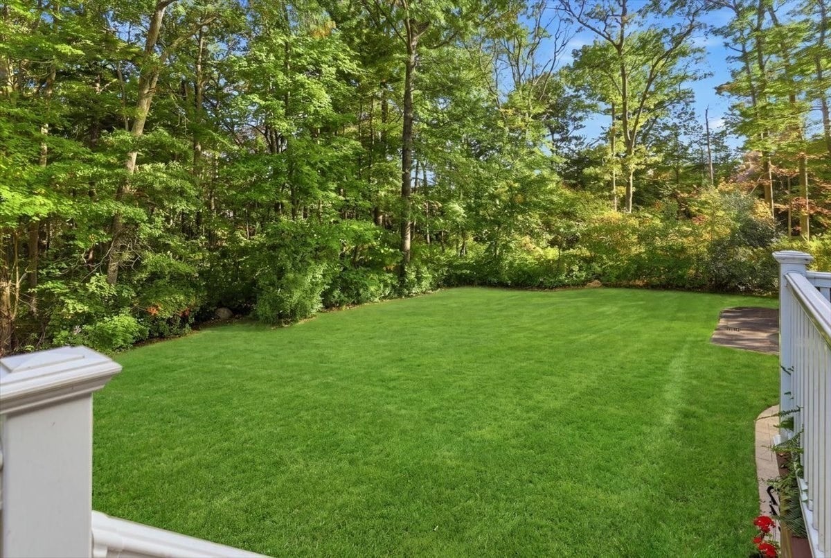 319 Oak St, Swansea, MA, 319 Oak St, Swansea, MA Photo #33