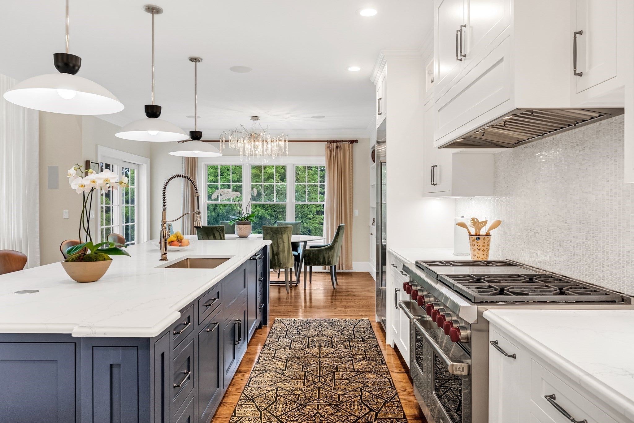 25 Holly Cir, Weston, MA Photo #9