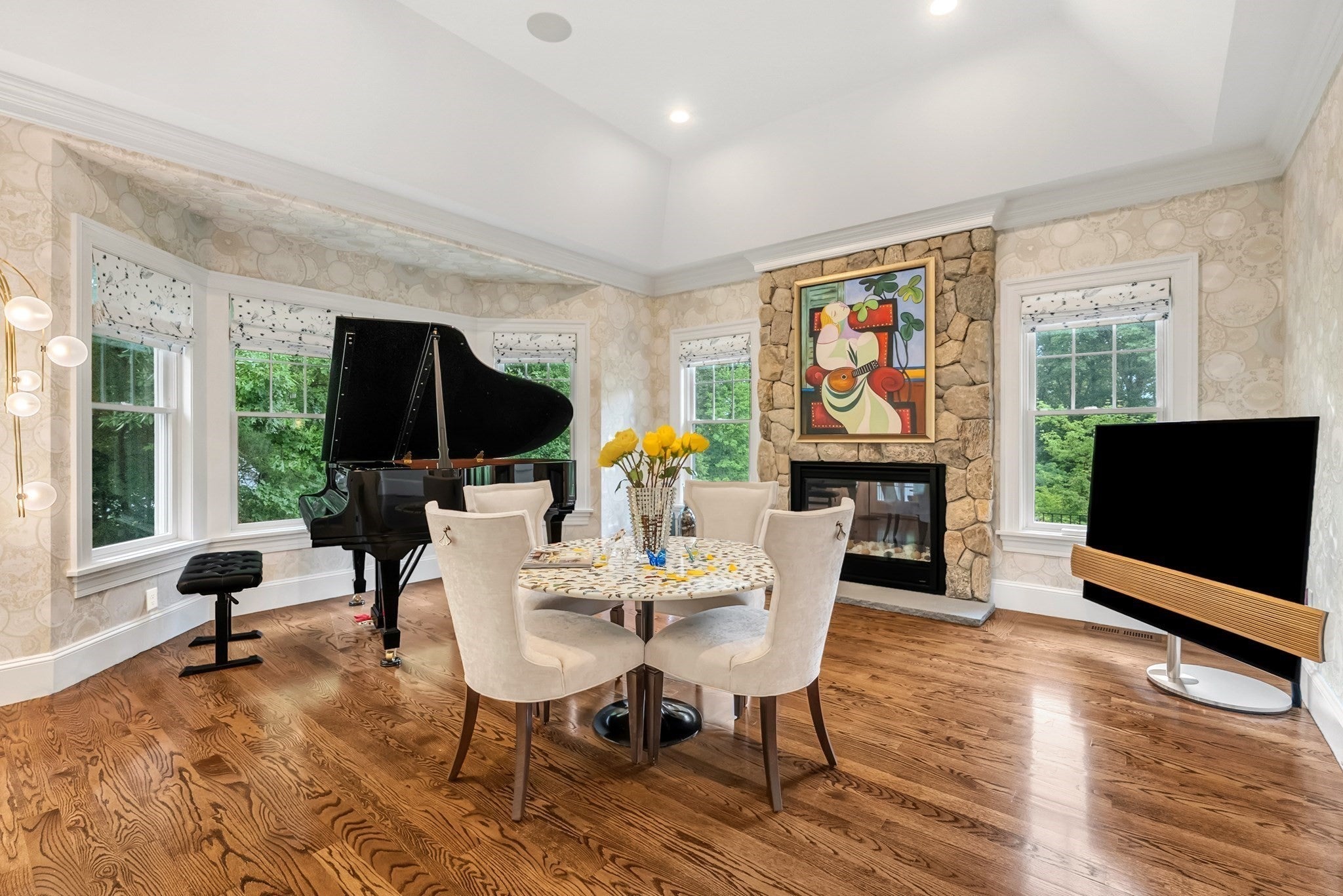 25 Holly Cir, Weston, MA Photo #14