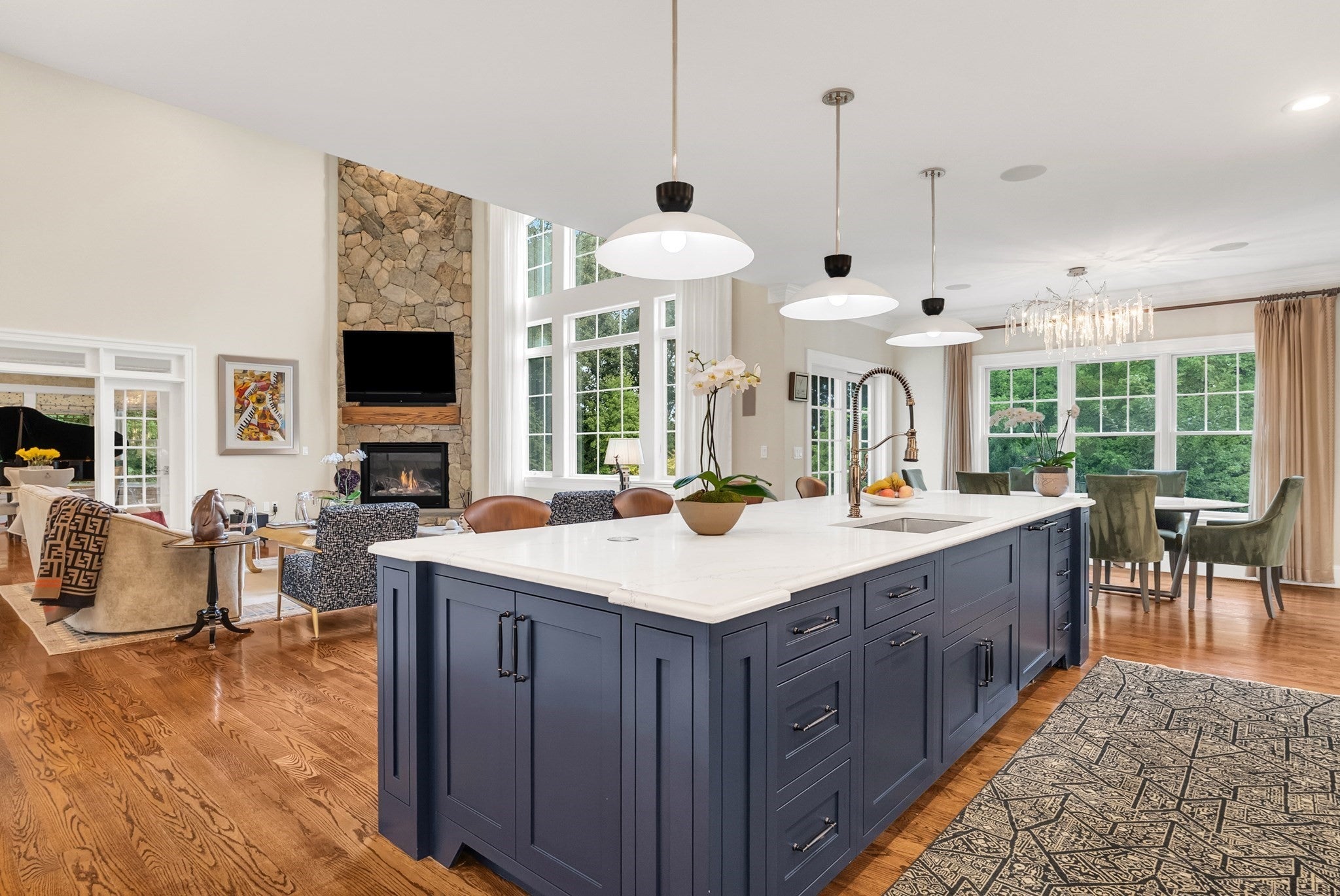 25 Holly Cir, Weston, MA Photo #10