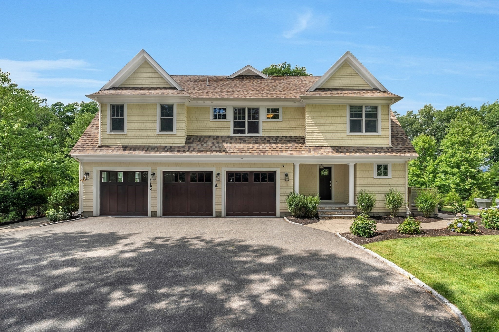 25 Holly Cir, Weston, MA Photo #30