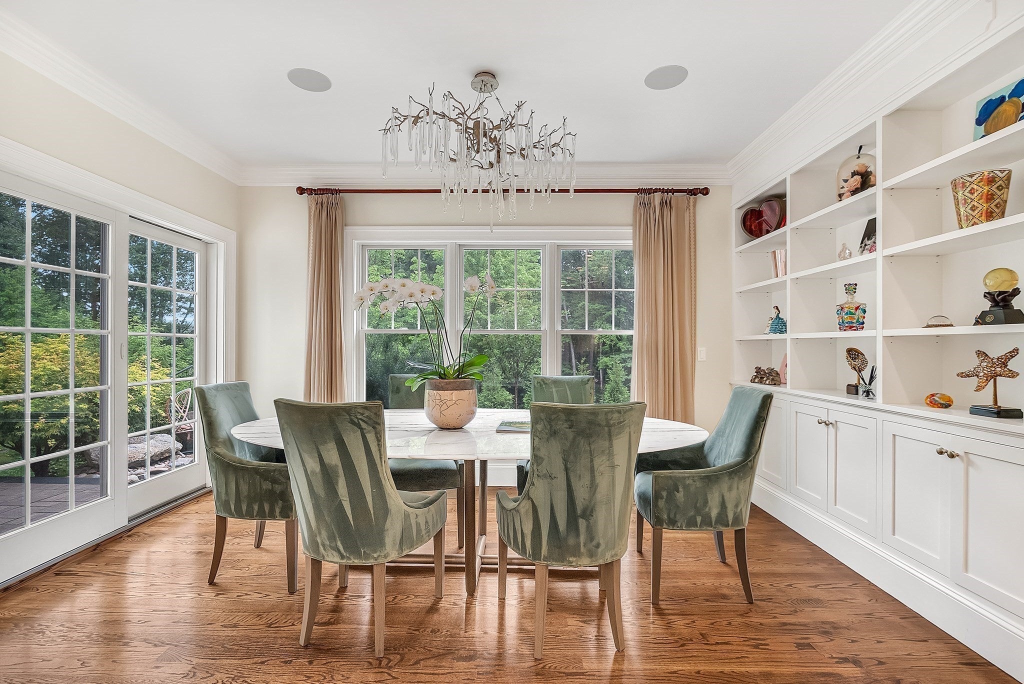 25 Holly Cir, Weston, MA Photo #13
