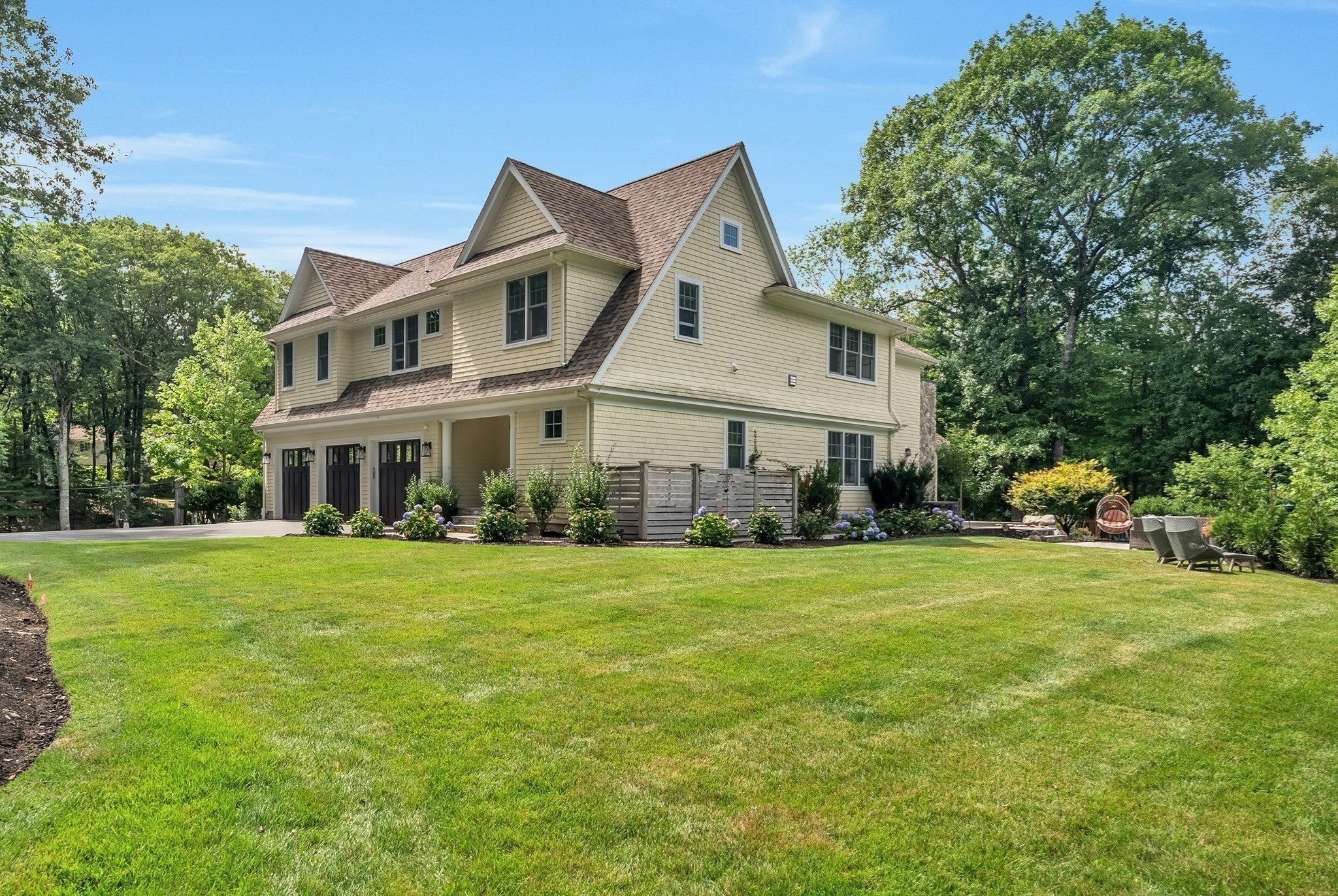 25 Holly Cir, Weston, MA Photo #32