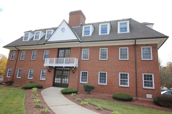 Photo 1 of 12 — 132 Tyngsboro Road 5, Chelmsford, MA 01863