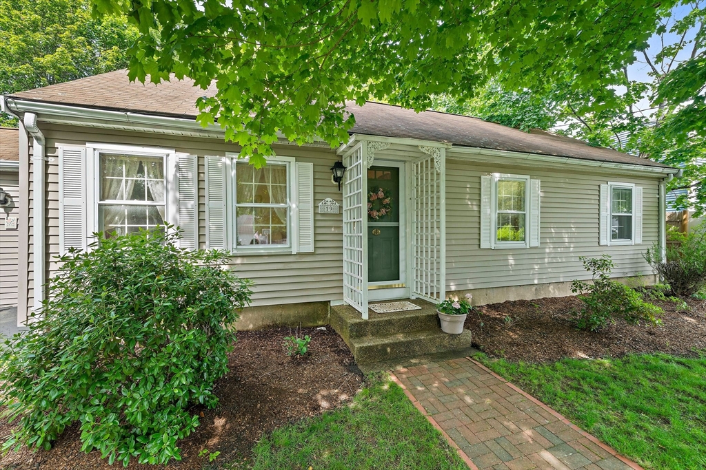 19 Oakdale Rd
