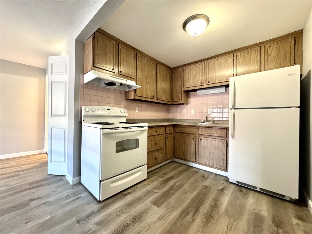 12 Old Colony Lane 4