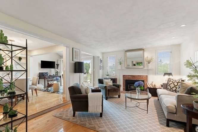51 Brassie Way 51