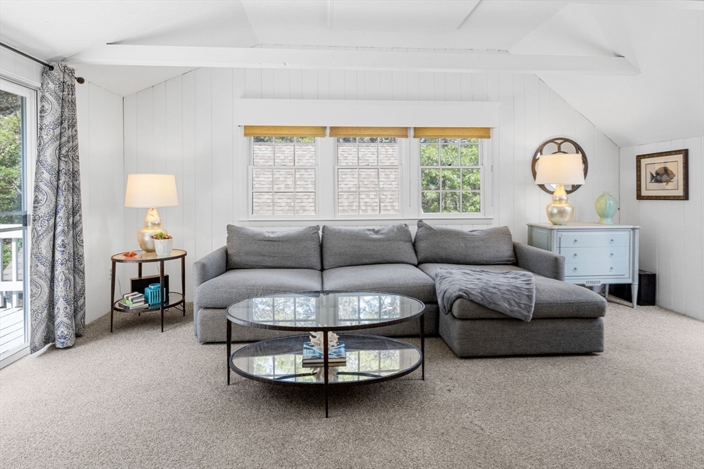 Wellfleet, Massachusetts 02667, United States, 3 Bedrooms Bedrooms, ,2 BathroomsBathrooms,Residential,Pending,158393