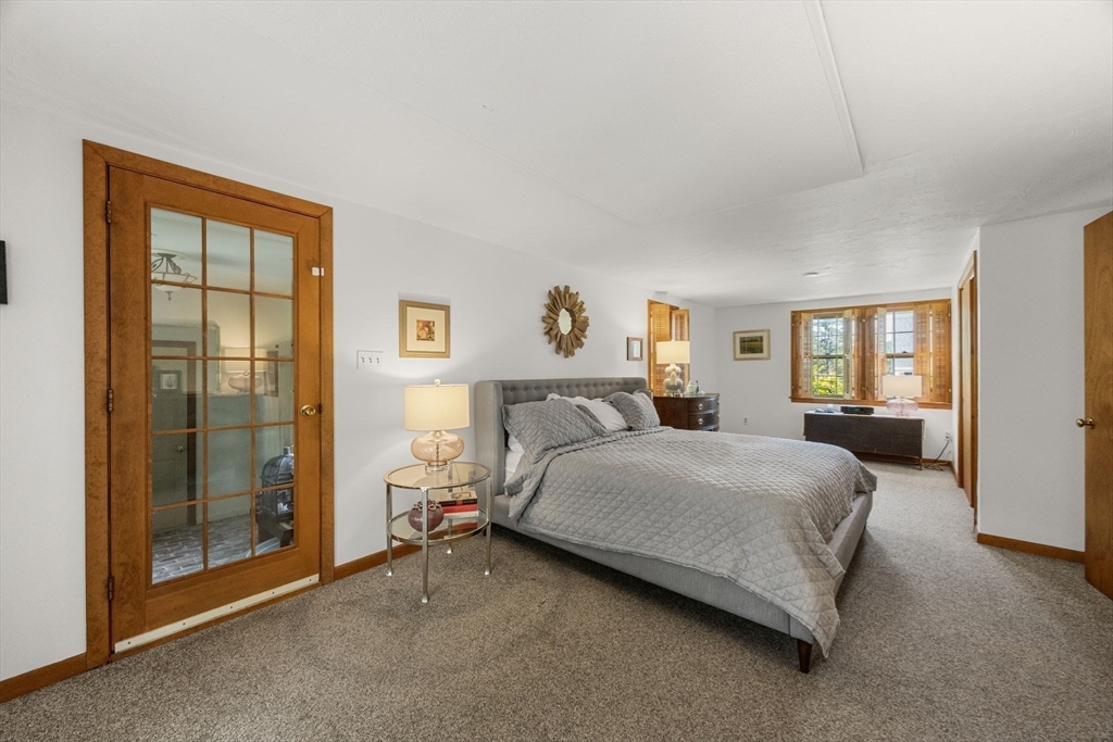 Wellfleet, Massachusetts 02667, United States, 3 Bedrooms Bedrooms, ,2 BathroomsBathrooms,Residential,Pending,158393