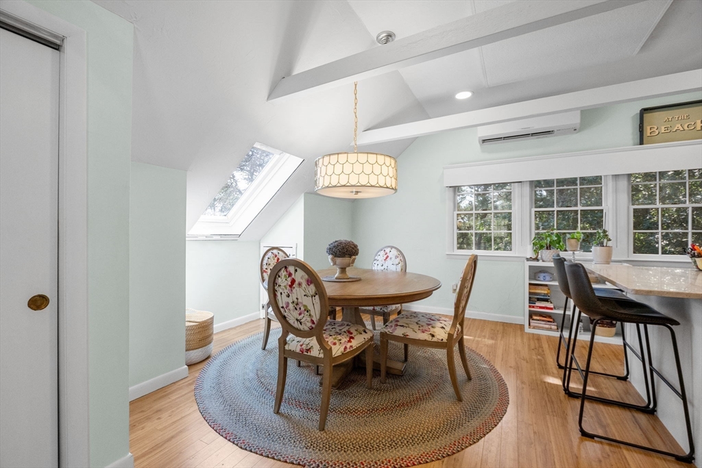 Wellfleet, Massachusetts 02667, United States, 3 Bedrooms Bedrooms, ,2 BathroomsBathrooms,Residential,Pending,158393