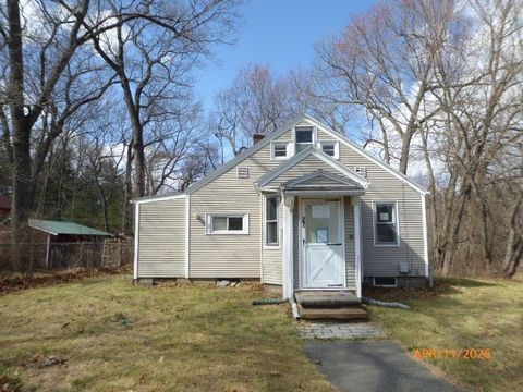 22 Bluemer Rd Southampton MA 01073