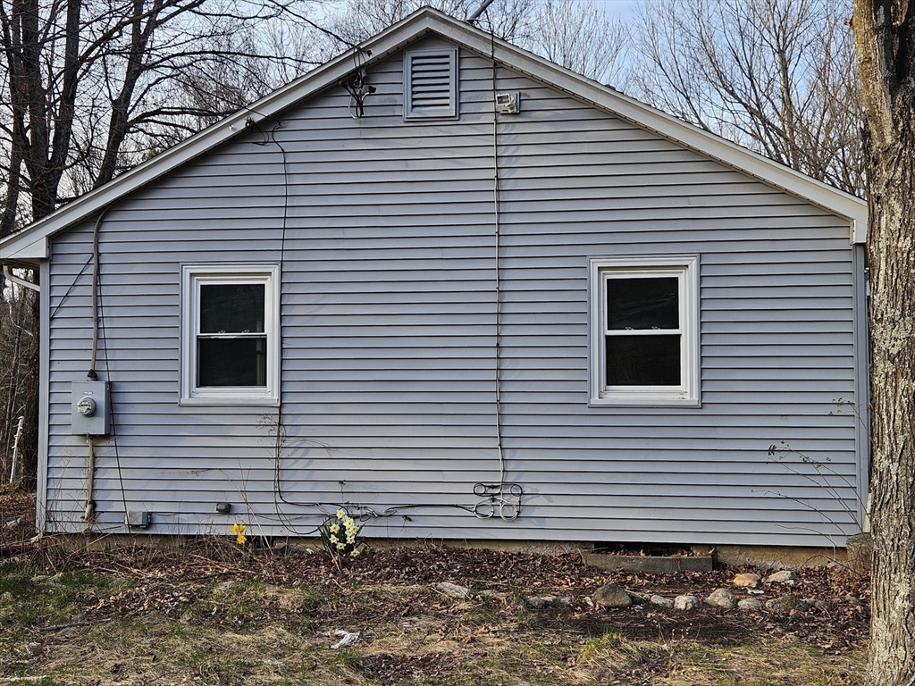 8 Curtis Rd