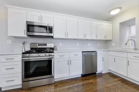 Photo of 21 Rowell St #3, Boston, MA 02125 (MLS # 73505996)