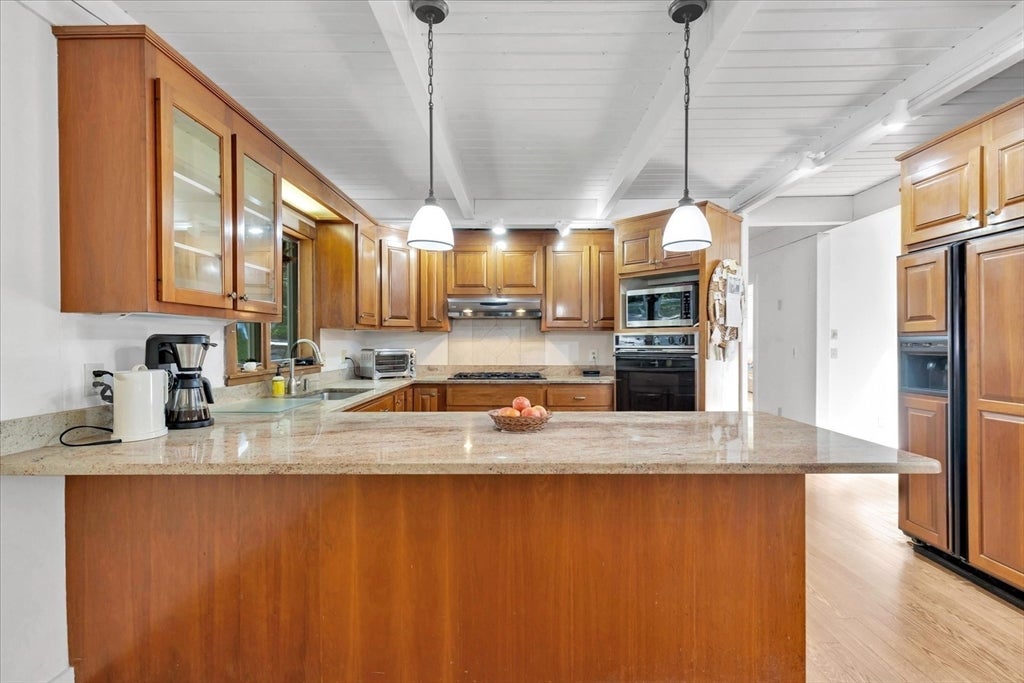 12 Sawmill Rd, Barnstable, MA Photo #14