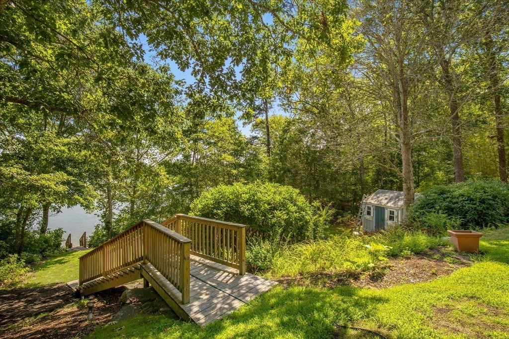 12 Sawmill Rd, Barnstable, MA Photo #9