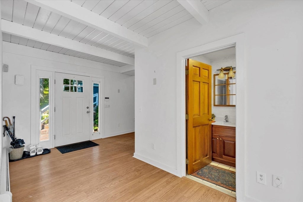12 Sawmill Rd, Barnstable, MA Photo #11