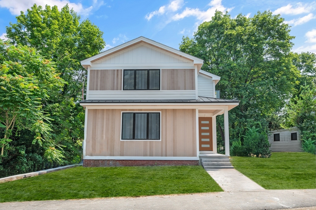 863 Main St
