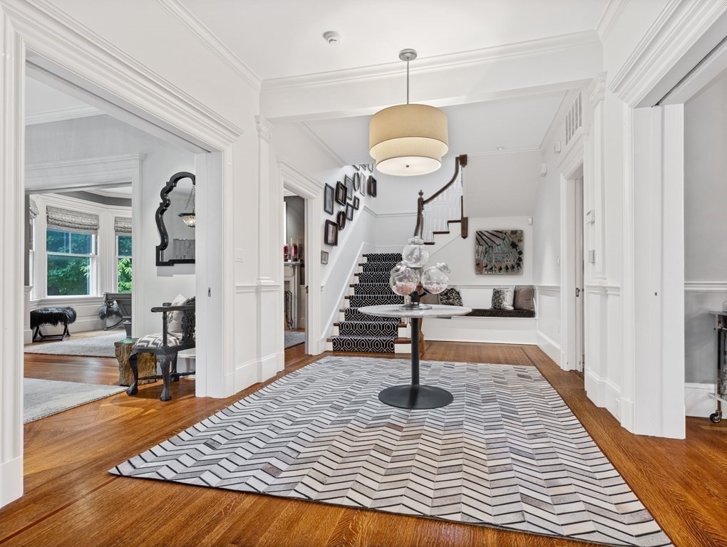 69 Prince St