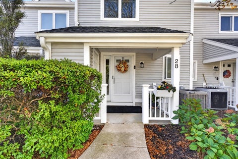 Photo of 28 Westcliff Dr #28, Plymouth, MA 02360 (MLS # 73592589)