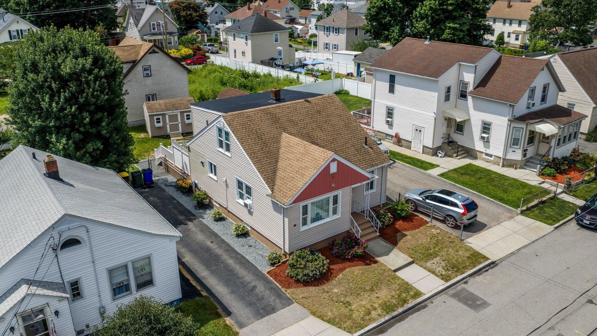 261 Ames St, Fall River, MA, 261 Ames St, Fall River, MA Photo #2