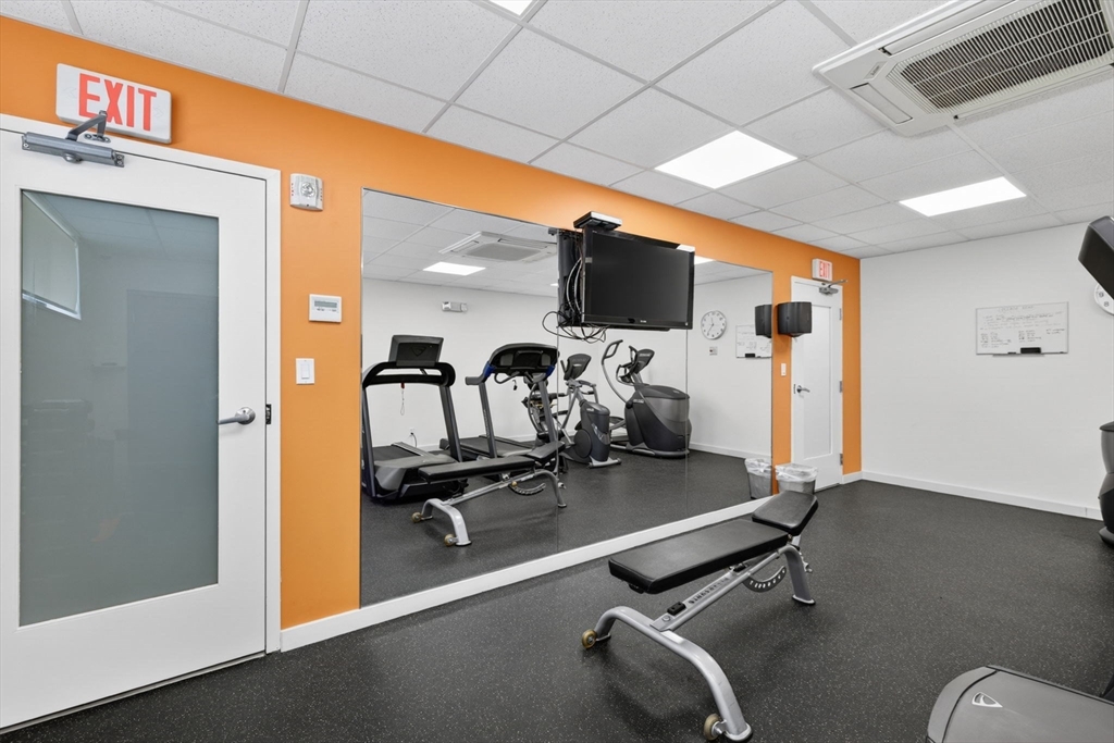 210 Nahanton ST #117, Newton, MA Photo #29