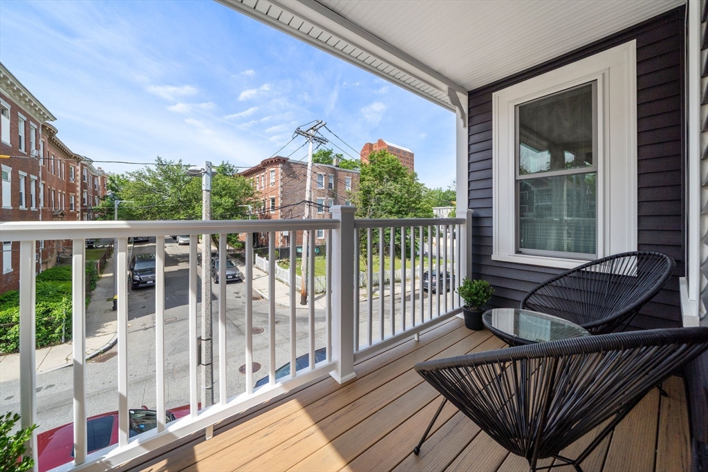 8 Brinton St 2