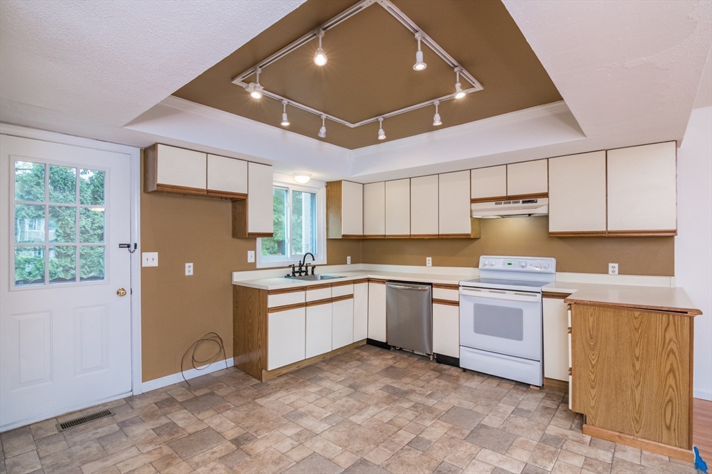 1430 Russell Rd 35