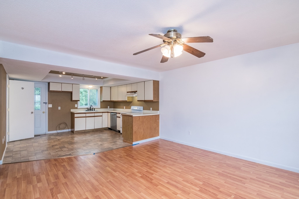 1430 Russell Rd 35