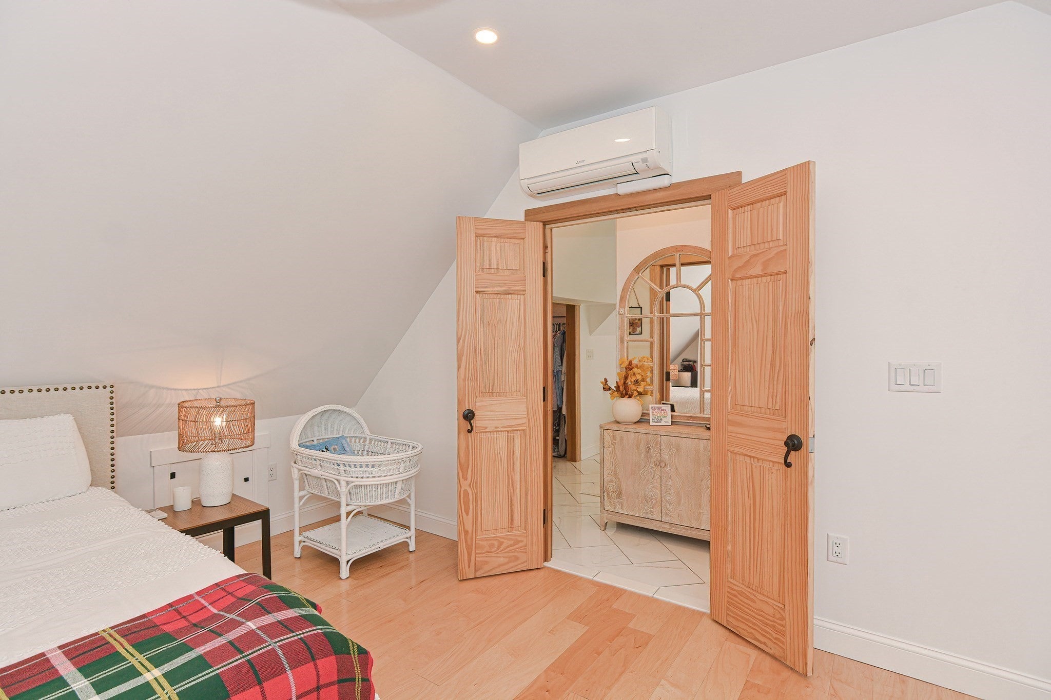 24 Main St, Upton, MA Photo #24