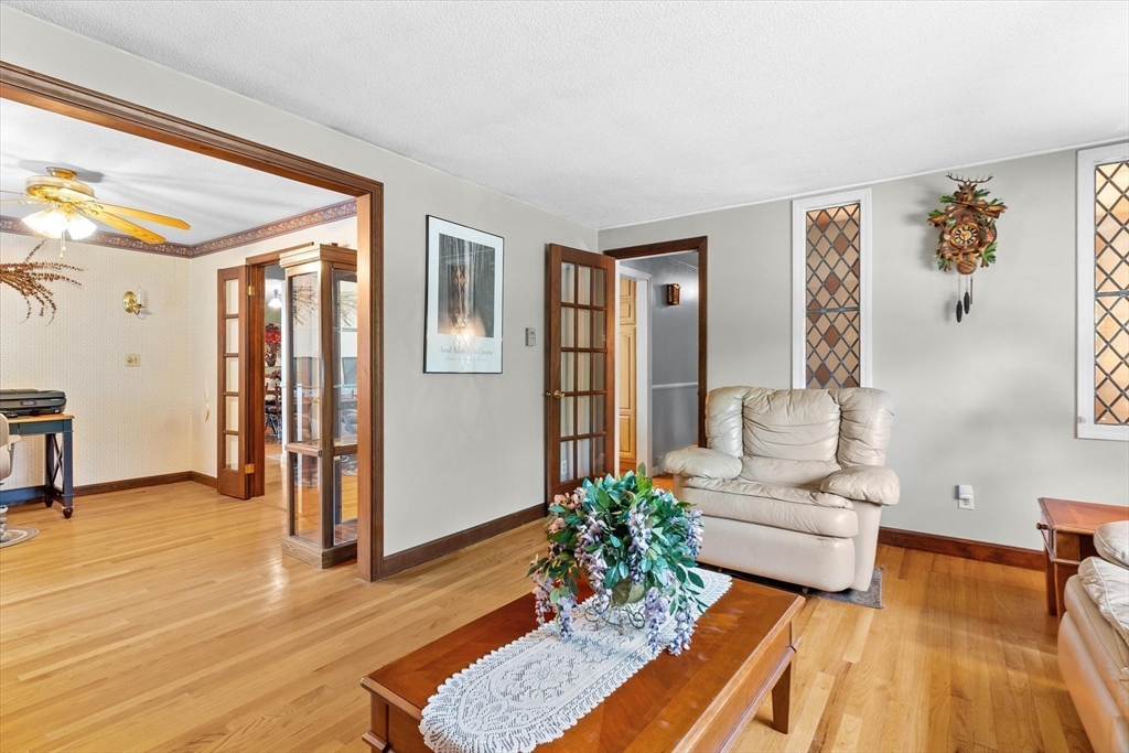 15 Cushing Street