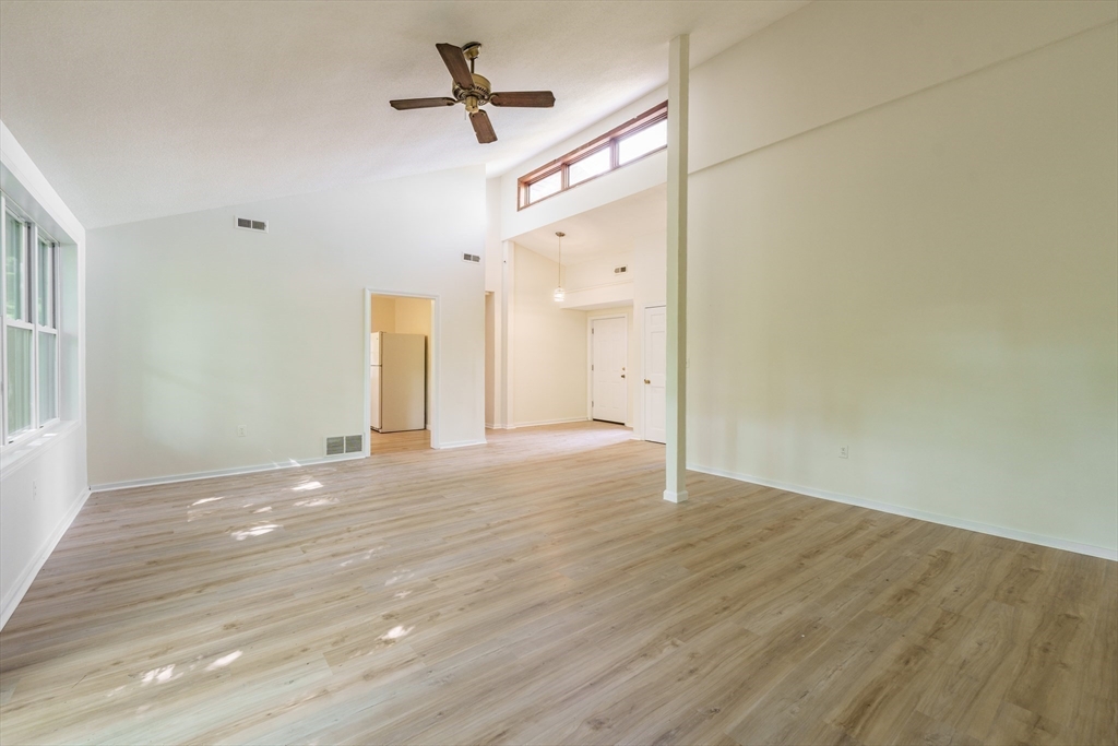 499 Hadley Rd
